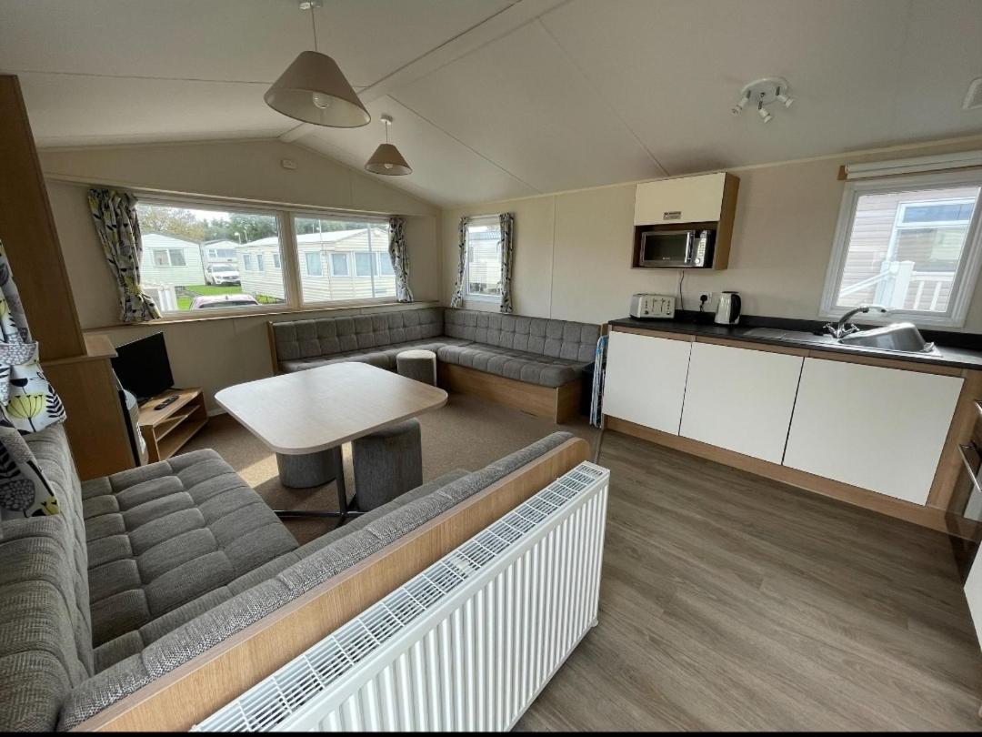 Sycamores Caravan Helston Exteriör bild